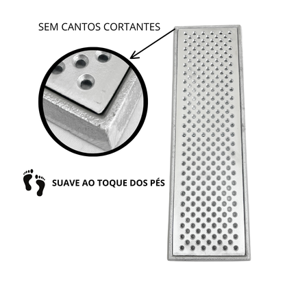 Ralo Linear Perfurado 15x50 com aro de fixação anti-inseto "Bolinha"